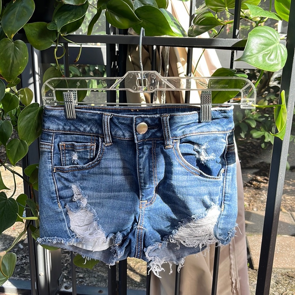 AEO High Rise Shorties Size 2